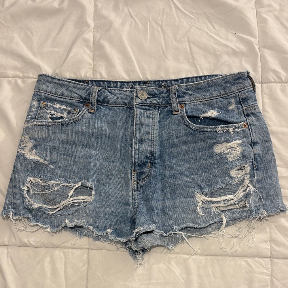 American Eagle Outfitters Light Blue Distressed Jean Shorts